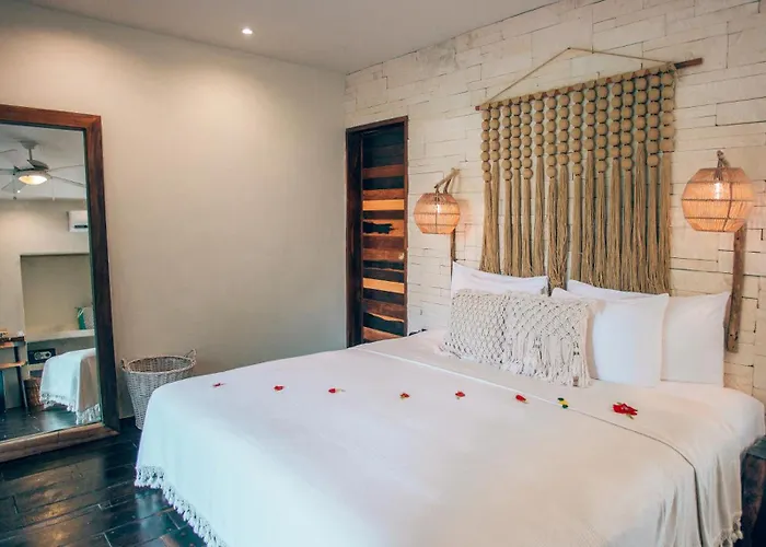 Hotel Orchid House (adults Only)